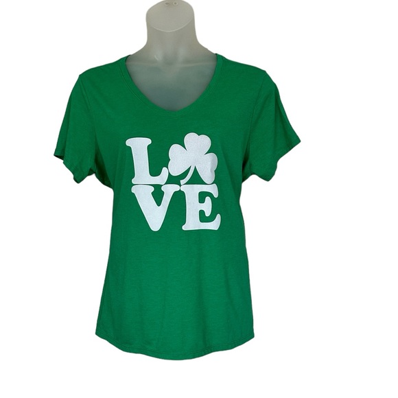 District Tri Tee Shamrock Love Women’s Tee green white short sleeve 3XL - Picture 4 of 8